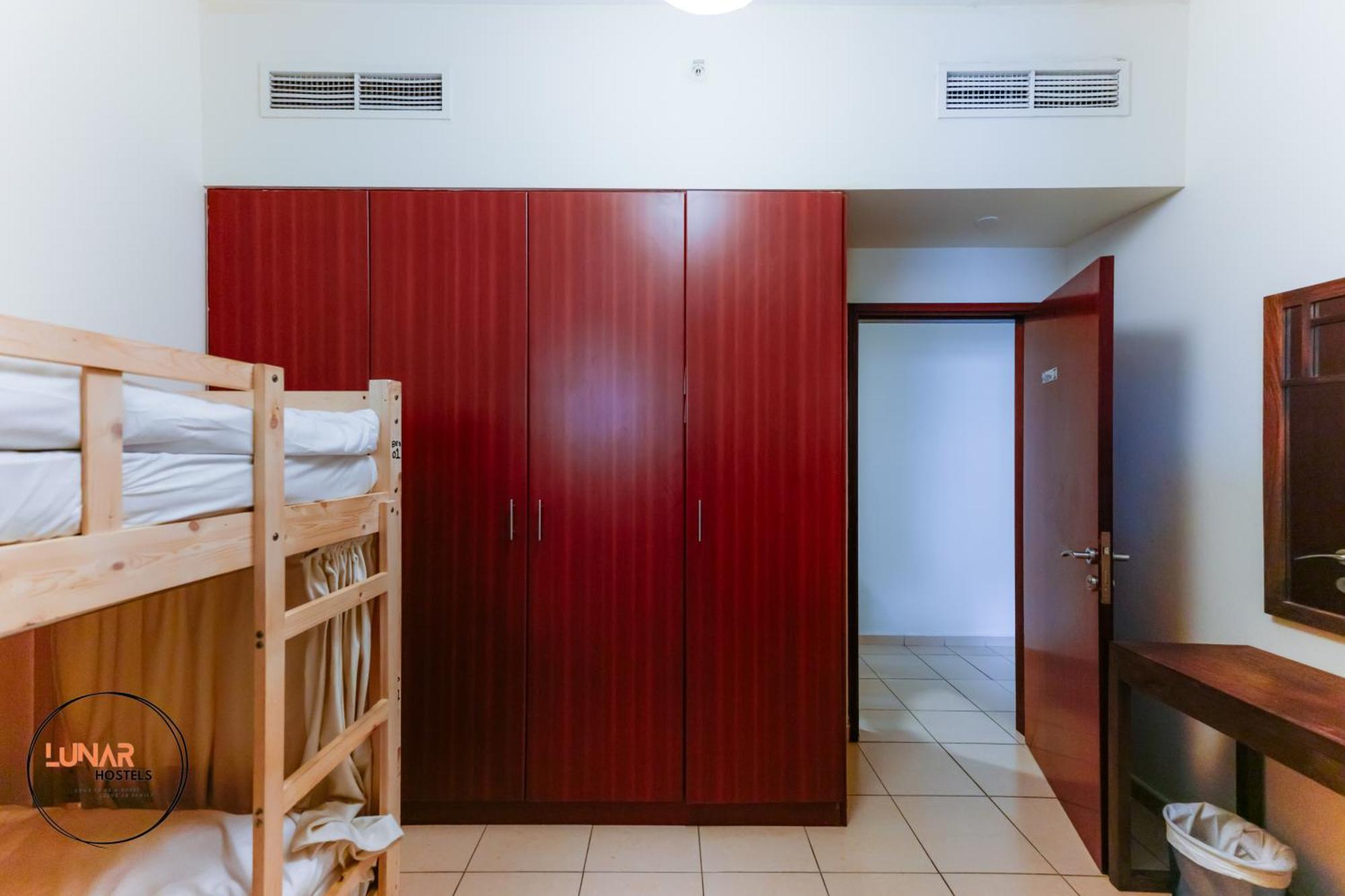 Lunar Cozy Hostel - Jbr Dubaï Extérieur photo