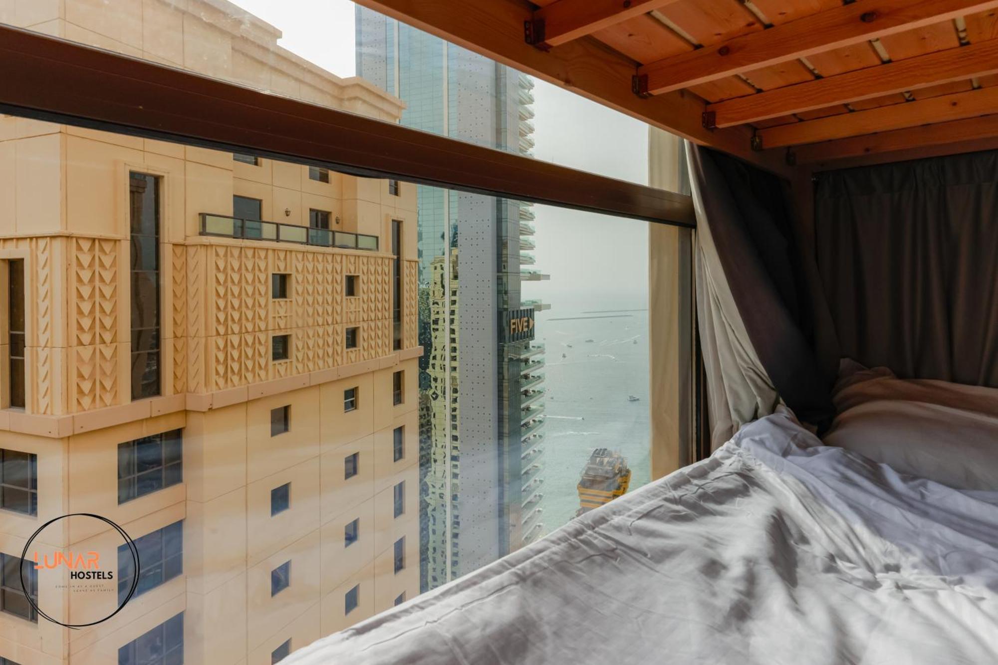 Lunar Cozy Hostel - Jbr Dubaï Extérieur photo