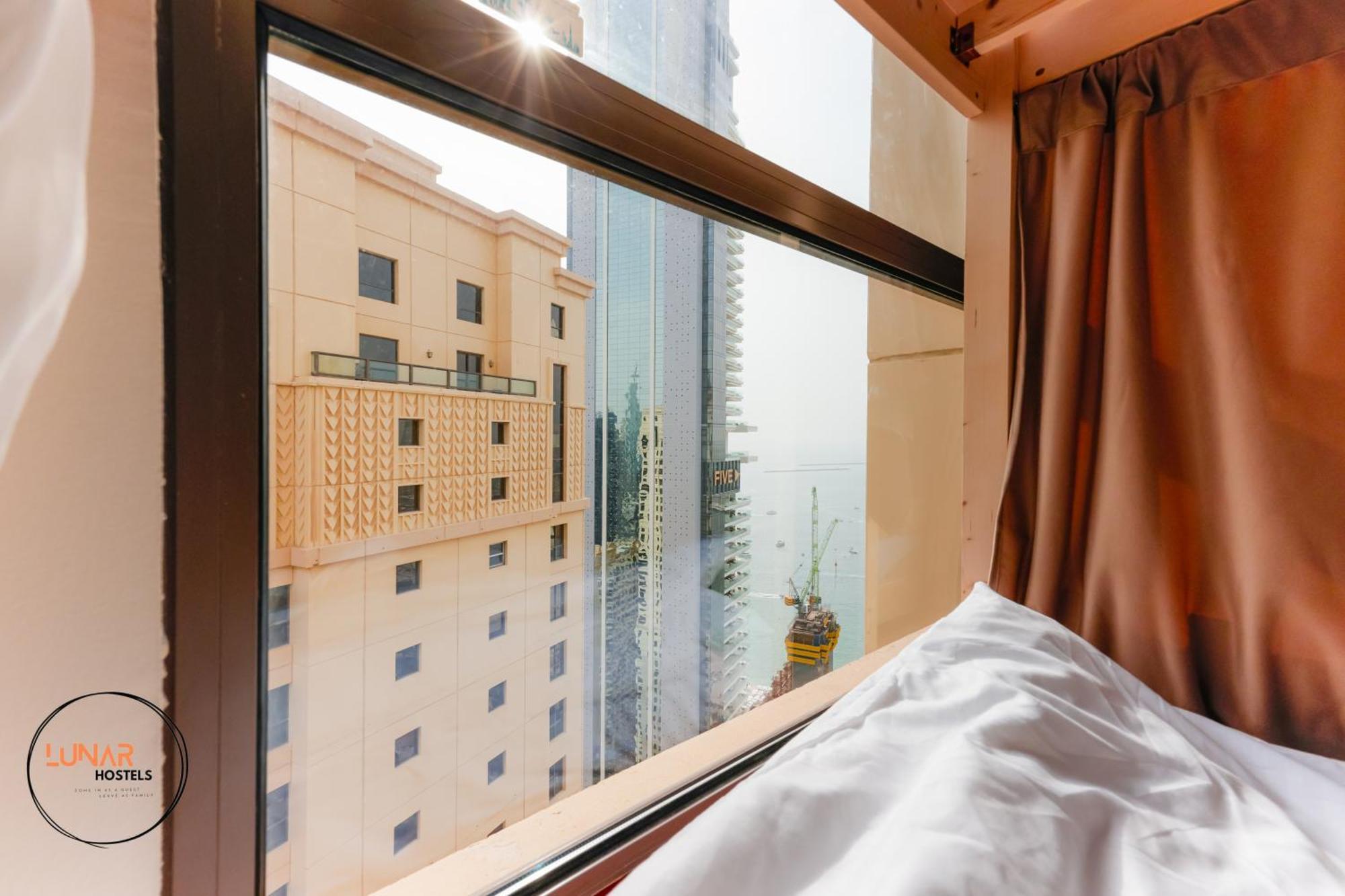 Lunar Cozy Hostel - Jbr Dubaï Extérieur photo