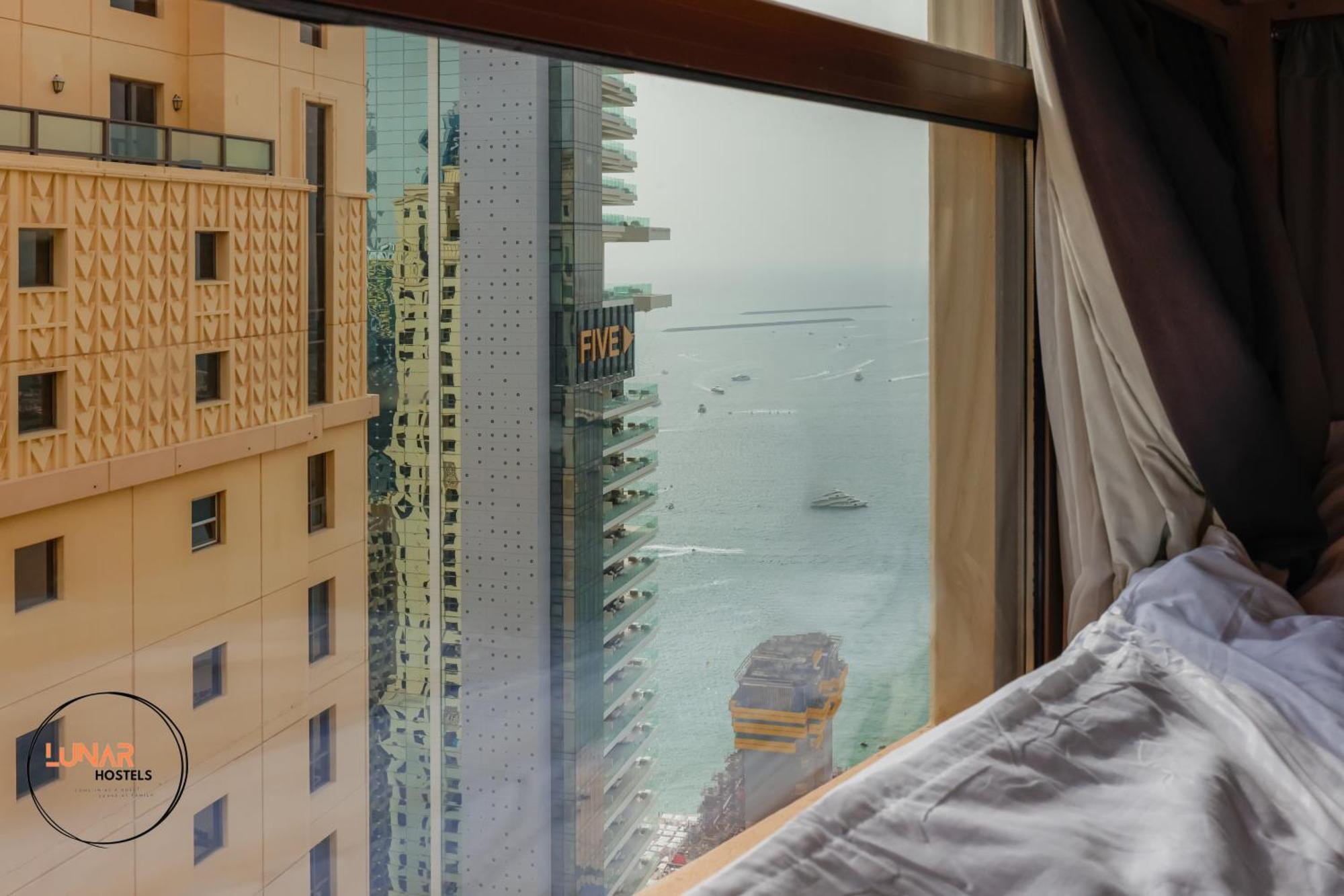 Lunar Cozy Hostel - Jbr Dubaï Extérieur photo