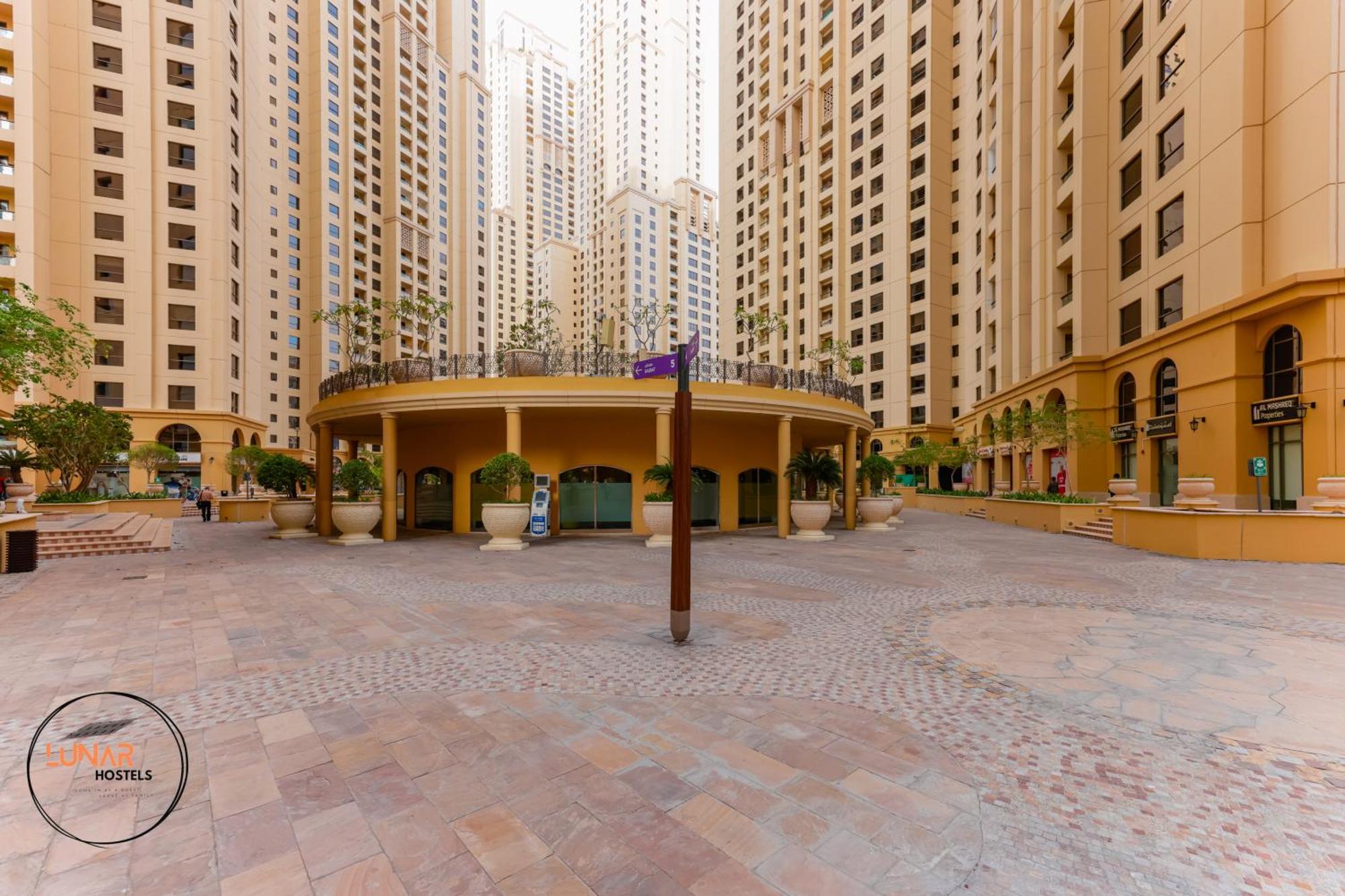 Lunar Cozy Hostel - Jbr Dubaï Extérieur photo