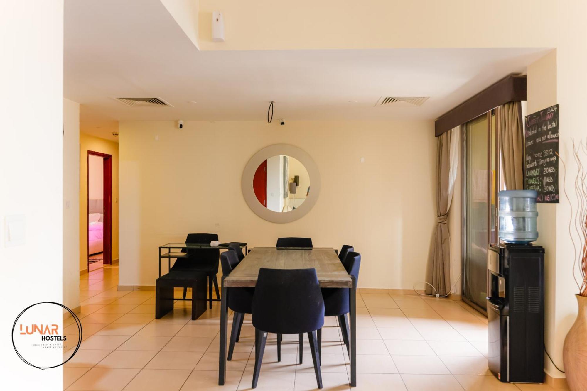 Lunar Cozy Hostel - Jbr Dubaï Extérieur photo