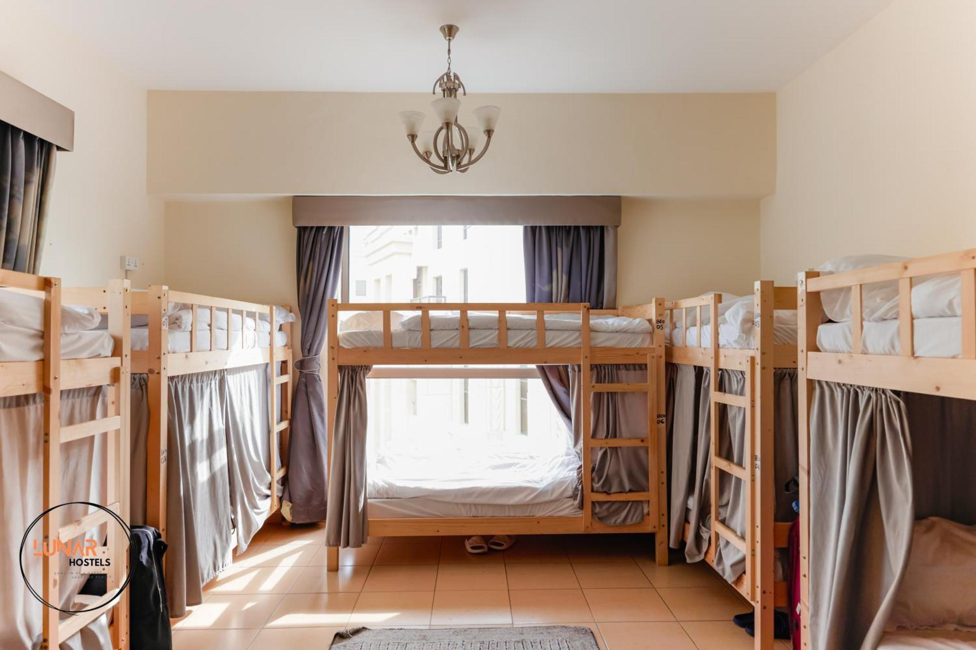 Lunar Cozy Hostel - Jbr Dubaï Extérieur photo