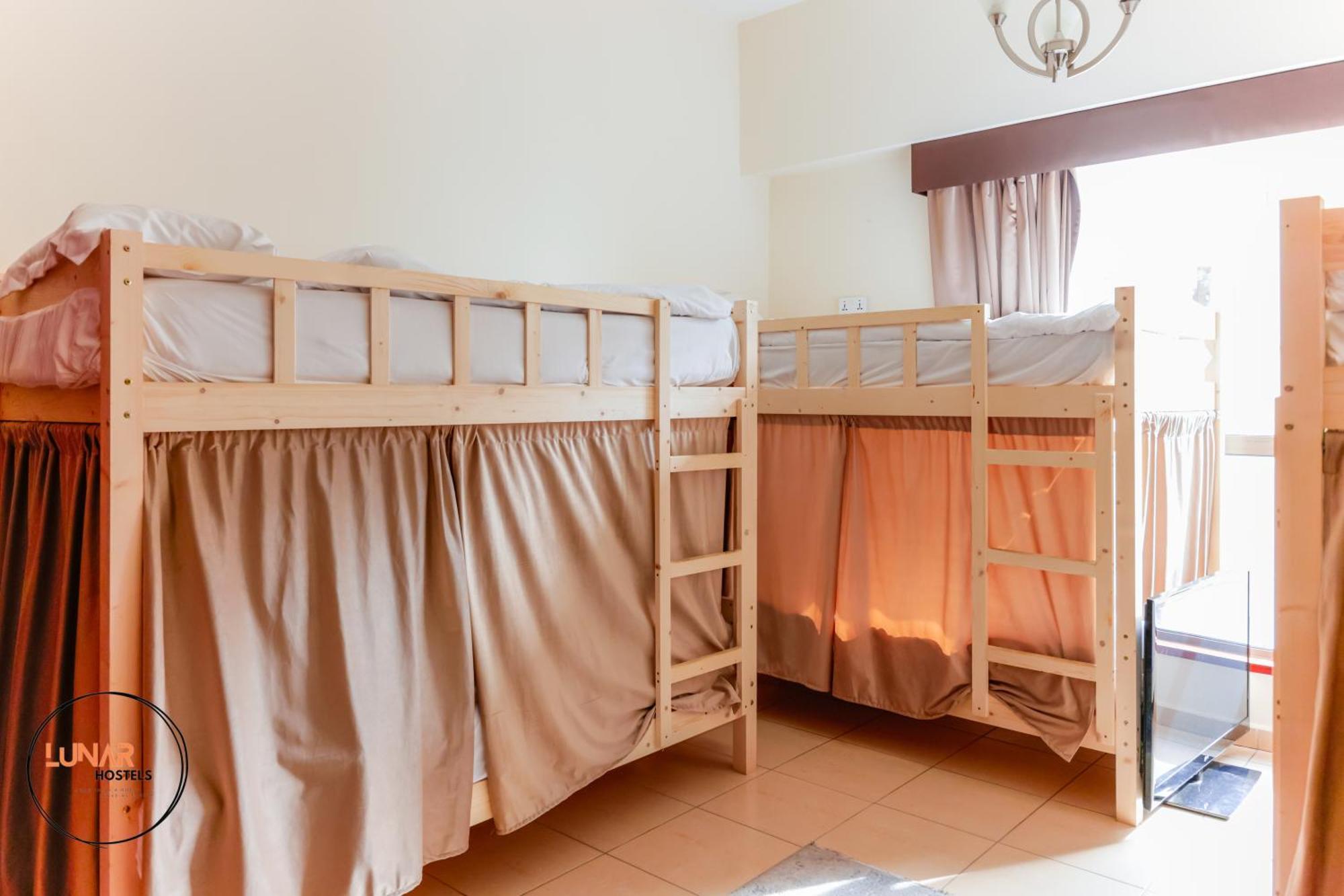 Lunar Cozy Hostel - Jbr Dubaï Extérieur photo
