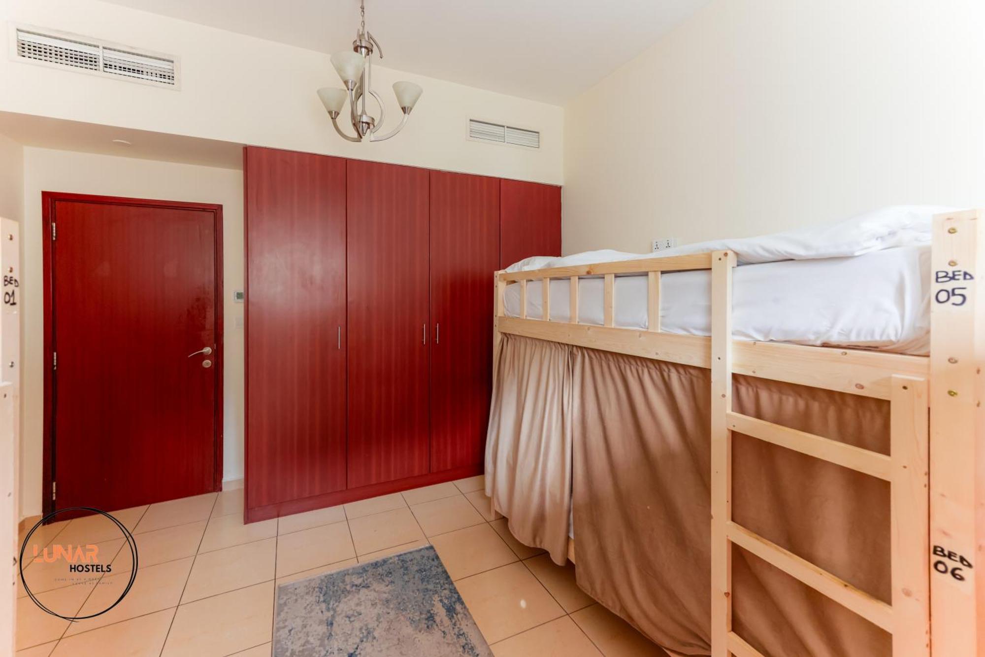 Lunar Cozy Hostel - Jbr Dubaï Extérieur photo