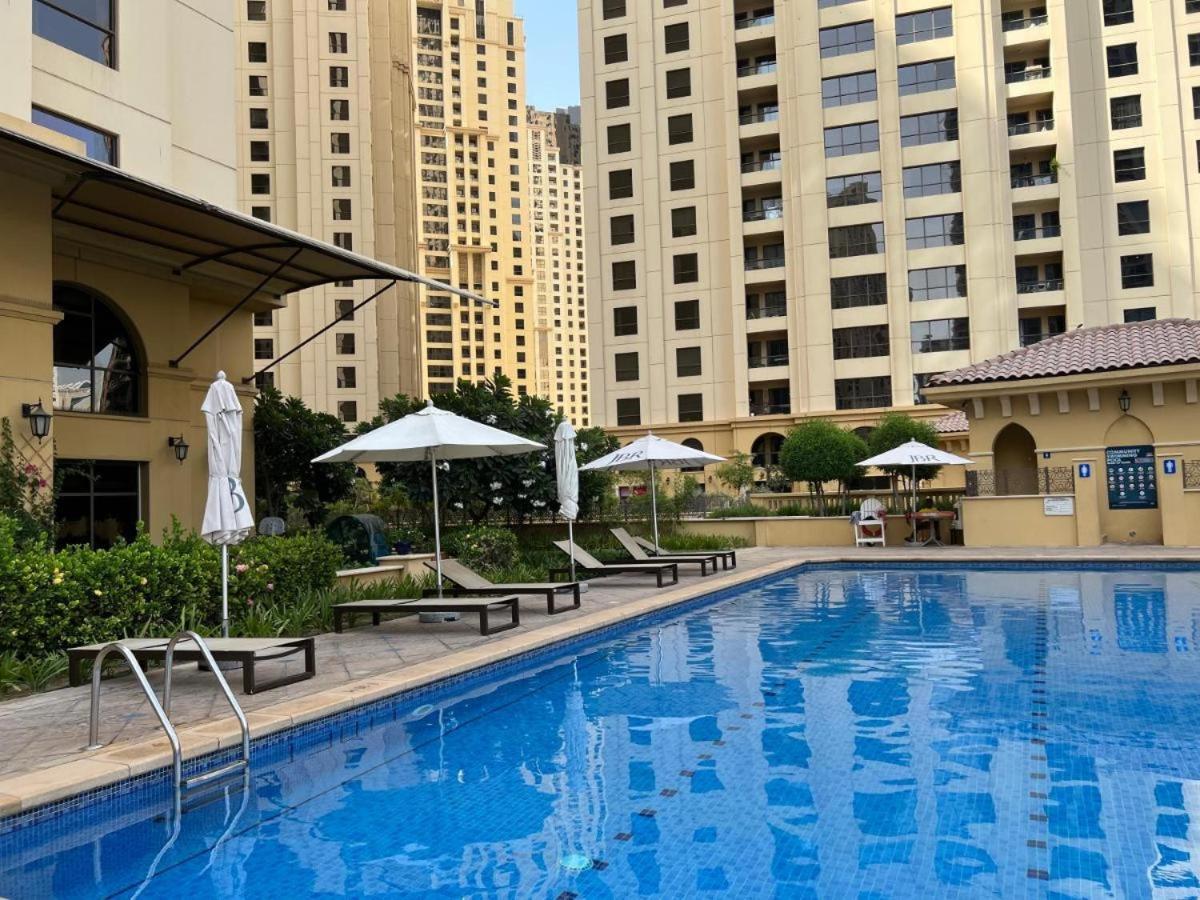 Lunar Cozy Hostel - Jbr Dubaï Extérieur photo